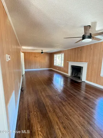 $500,000 | 2023 Highway 211, Eagle Springs, NC 27242