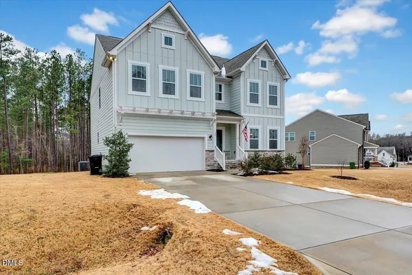 $485,000 | 25 Courrone Court, Willow Spring, NC 27592
