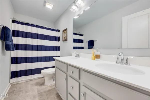 $485,000 | 25 Courrone Court, Willow Spring, NC 27592