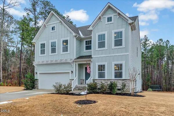 $485,000 | 25 Courrone Court, Willow Spring, NC 27592