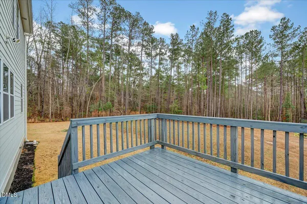 $475,000 | 25 Courrone Court, Willow Spring, NC 27592
