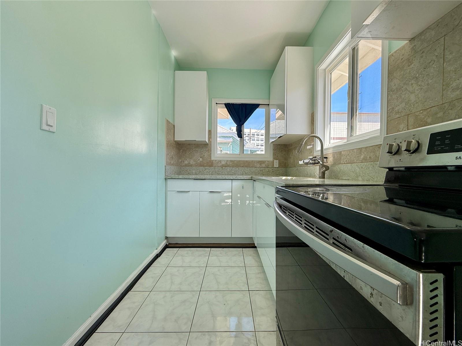 1424 Holelua Place Honolulu, HI 96817 - Photo 9 of 25