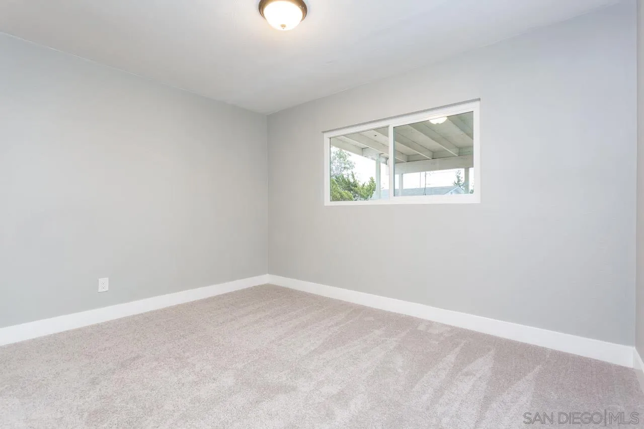 12055 Royal Road El Cajon, CA 92021 - Photo 27 of 34 an empty room with a window