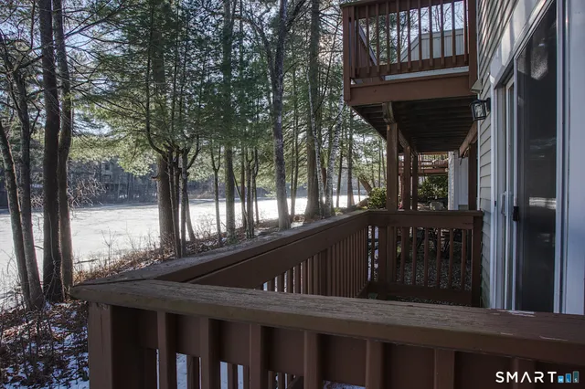 $449,900 | 15 Greenwich Lane, Unit 15, Avon, CT 06001