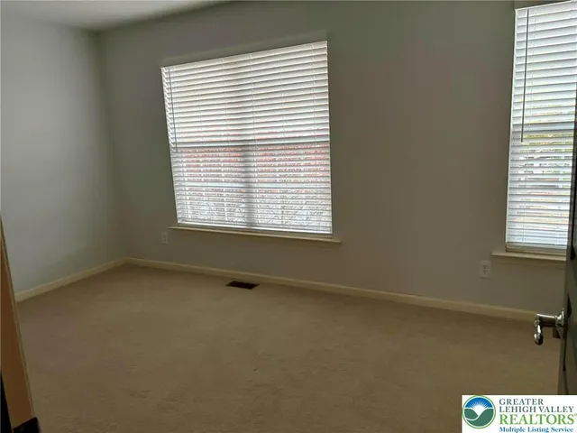 $2,000 | 8432 Cromwell Court, Breinigsville, PA 18031