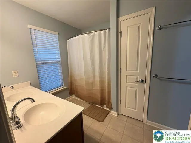 $2,000 | 8432 Cromwell Court, Breinigsville, PA 18031