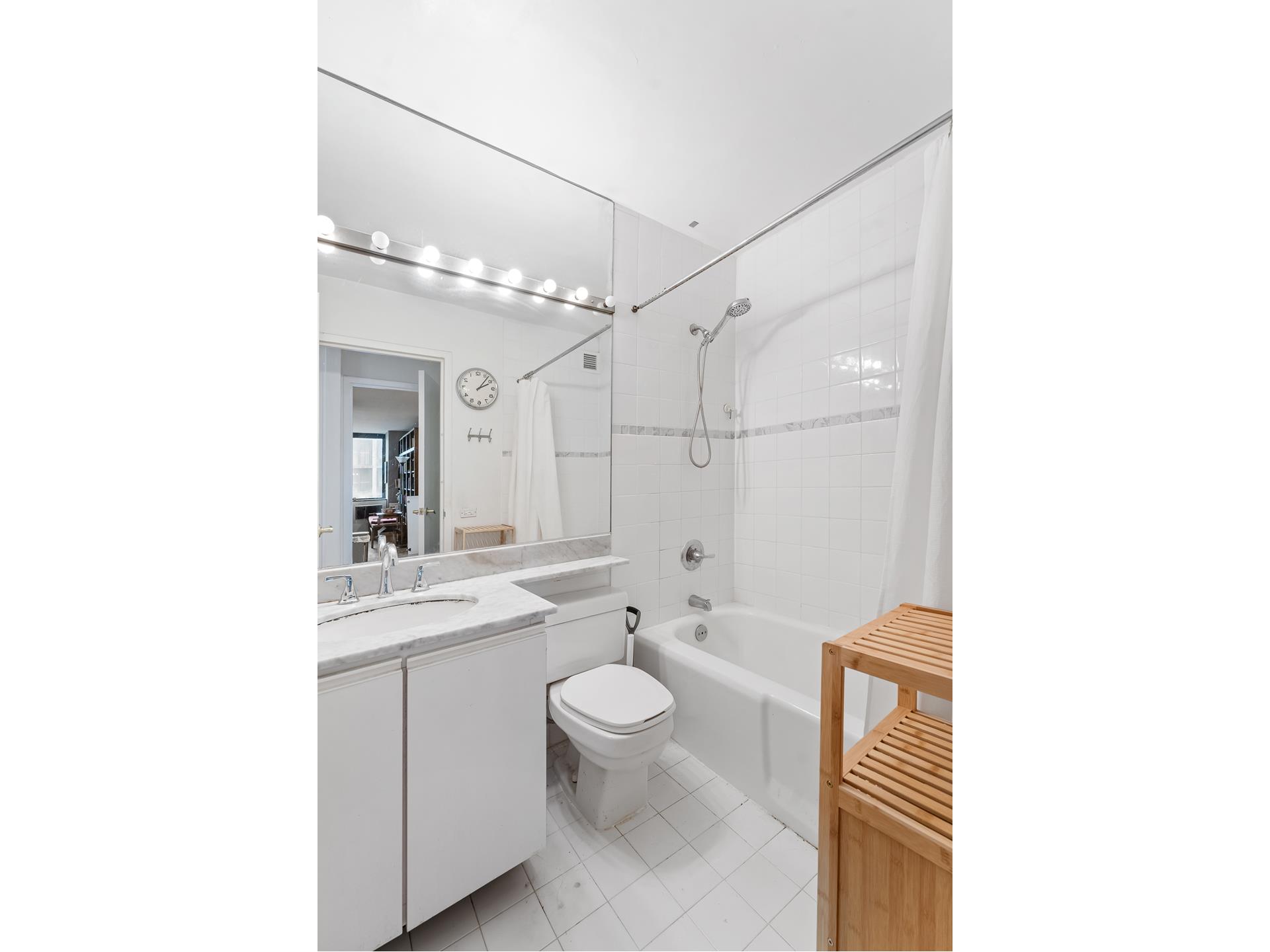 245 East 93rd Street, Unit 22C Manhattan, NY 10128 - Photo 12 of 22