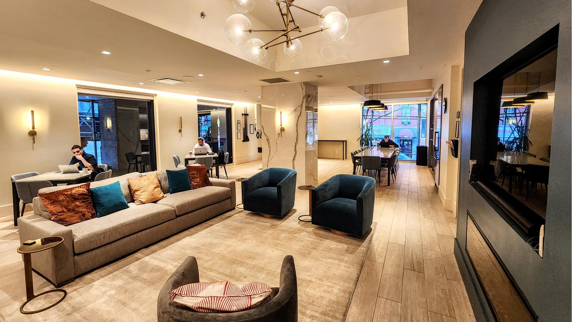 245 East 93rd Street, Unit 22C Manhattan, NY 10128 - Photo 19 of 22