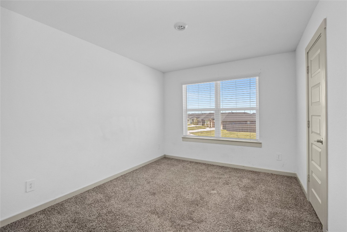 29847 Reagans Ranch Drive Katy, TX 77494 - Photo 28 of 36 an empty room with windows