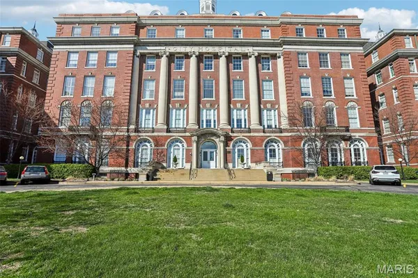 $195,000 | 1515 Lafayette Avenue, Unit 114, St. Louis, MO 63104