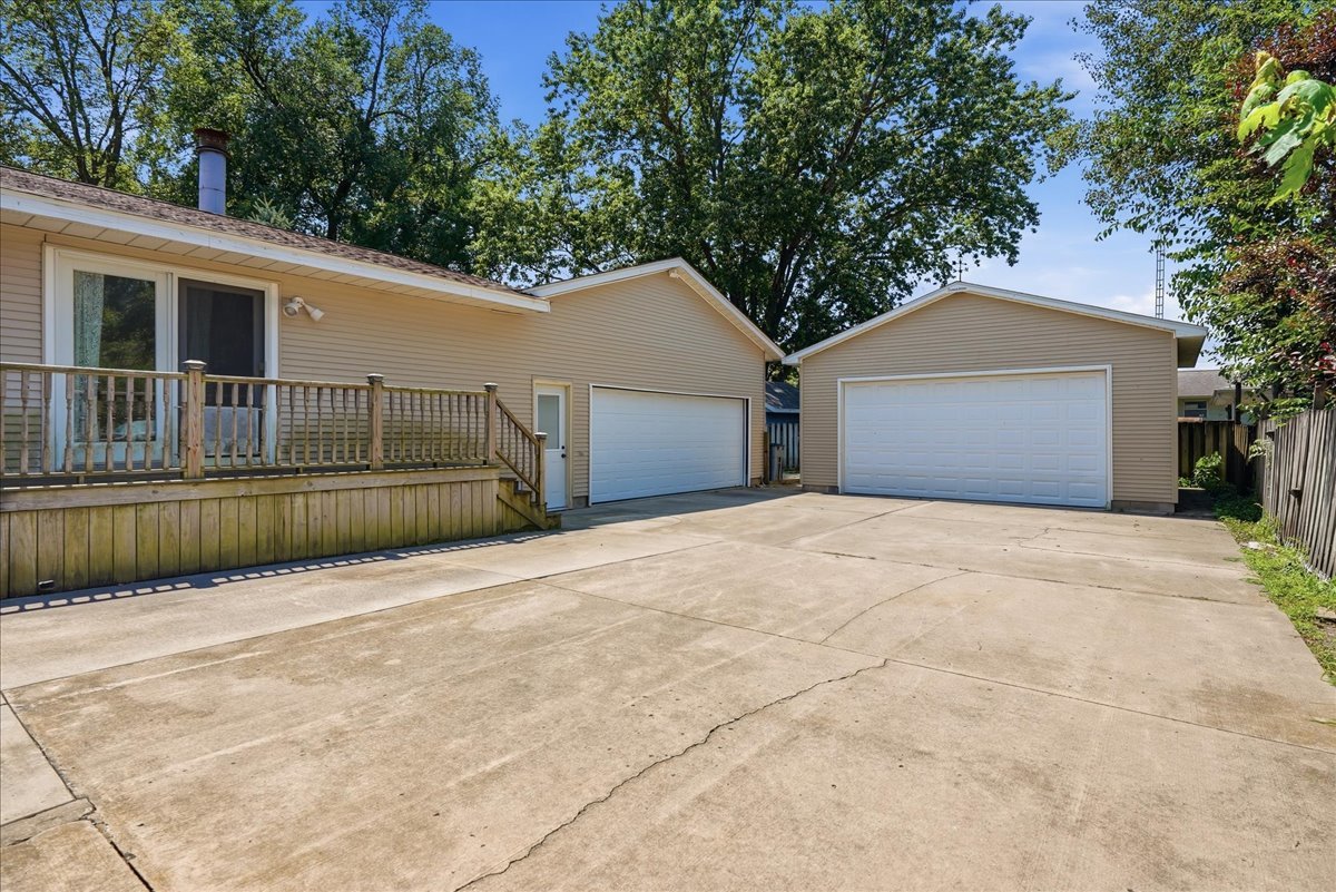 500 North Pearl Street Forrest, IL 61741 - Photo 34 of 40