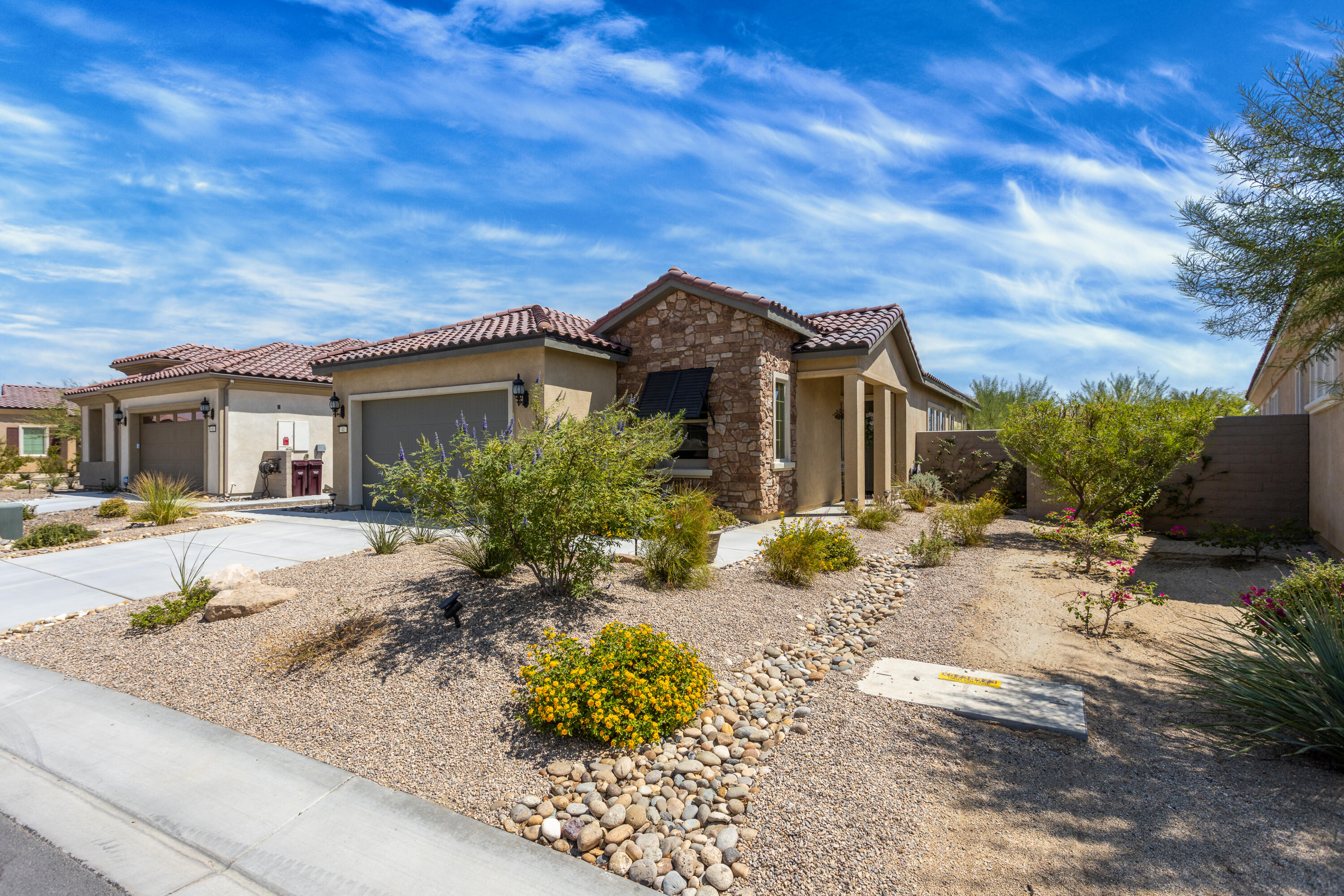 61 Syrah Rancho Mirage, CA 92270 - Photo 46 of 61 a view of a house with a patio