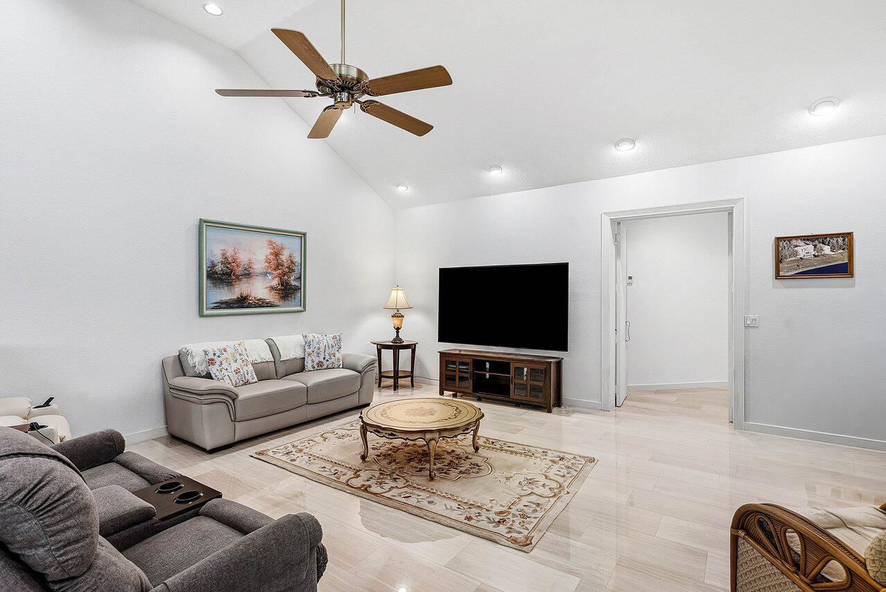 17595 Bocaire Place Boca Raton, FL 33487 - Photo 22 of 70 008-17595BocairePlace