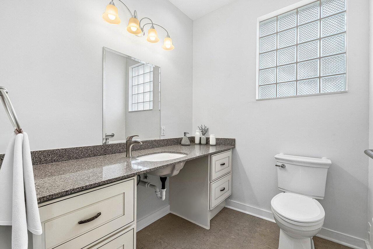 17595 Bocaire Place Boca Raton, FL 33487 - Photo 31 of 70 034-17595BocairePlace-