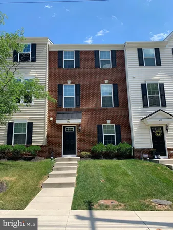 $2,800 | 652 East Chestnut Street, Souderton, PA 18964