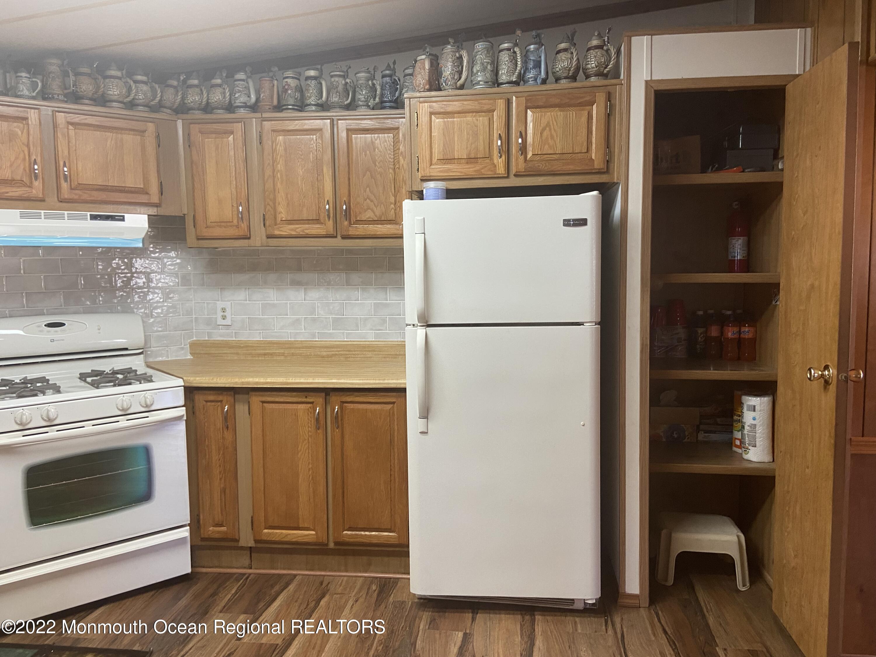 122 Douglas Drive Jackson, NJ 08527 - Photo 11 of 54 IMG_2019