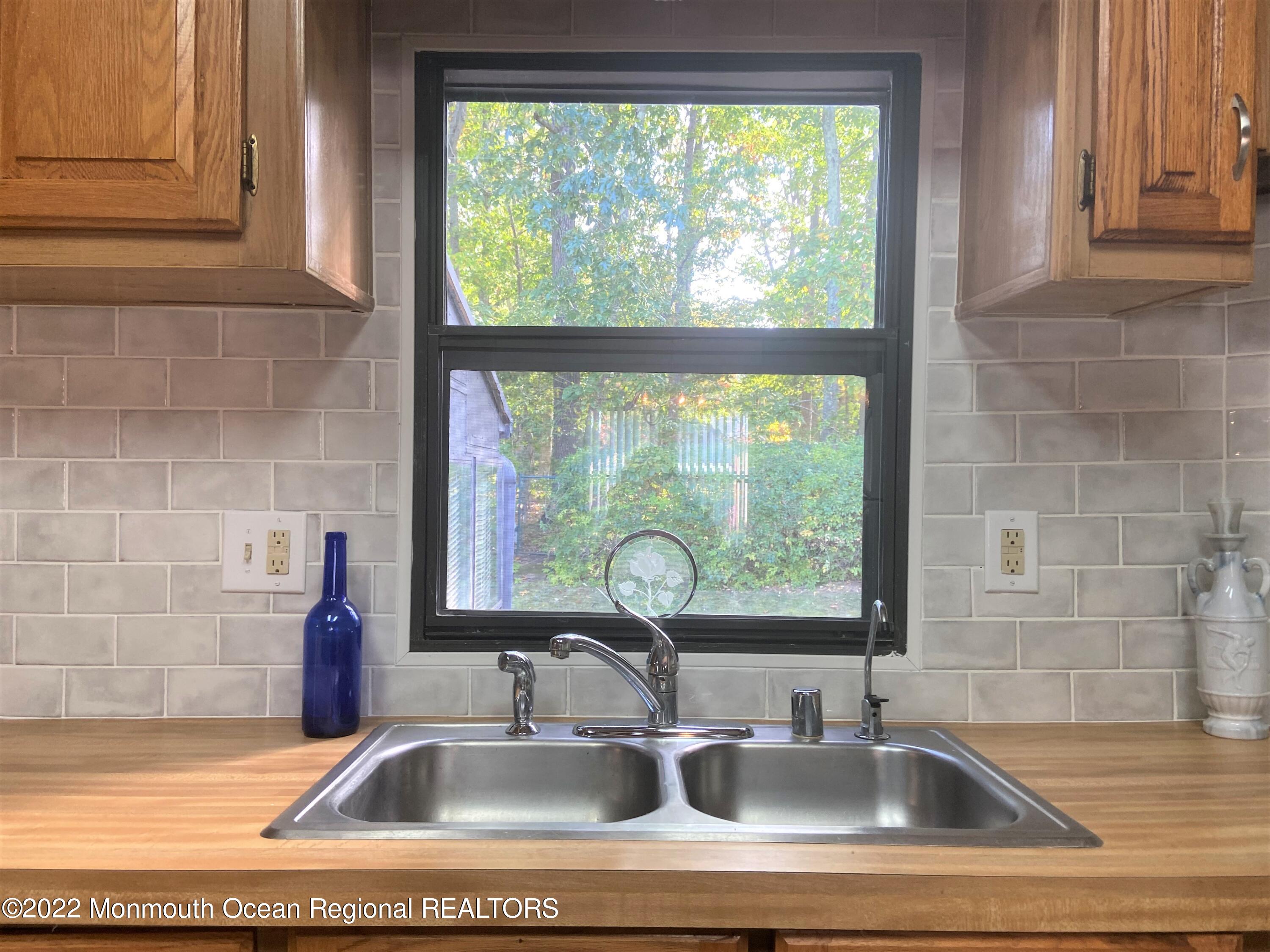 122 Douglas Drive Jackson, NJ 08527 - Photo 12 of 54 IMG_2016