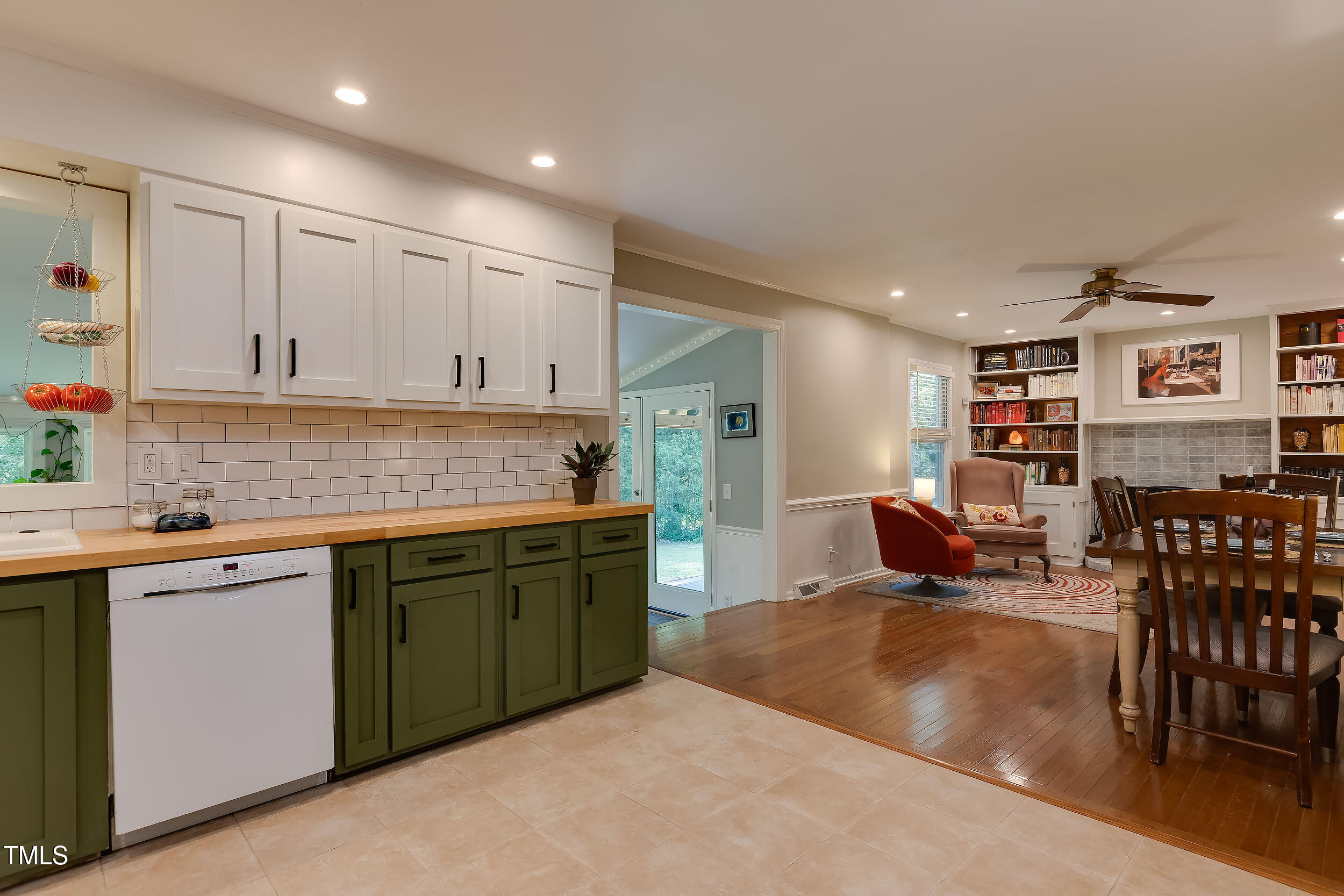 1613 Euclid Road Durham, NC 27713 - Photo 15 of 36 Euclid Kitchen and Family