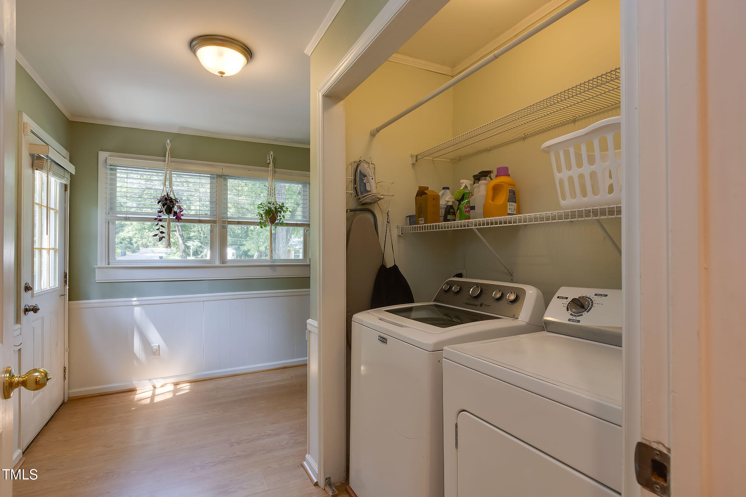 1613 Euclid Road Durham, NC 27713 - Photo 20 of 36 Euclid Entry and Laundry