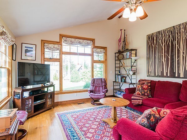 6 Hayward Road Wayland, MA 01778 - Photo 12 of 24