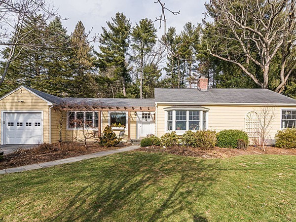 6 Hayward Road Wayland, MA 01778 - Photo 2 of 24