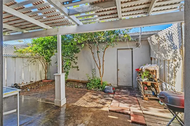 $690,000 | 14703 Red Hill Avenue, Tustin, CA 92780