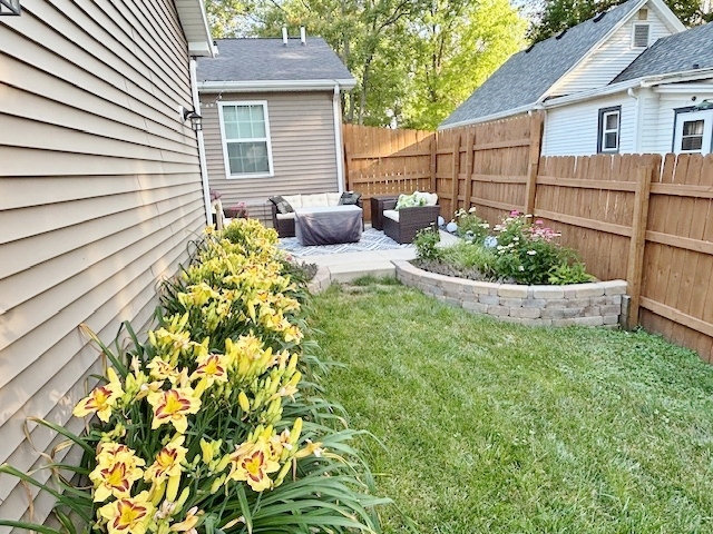 308 East Locust Street Normal, IL 61761 - Photo 31 of 40 a front view of a house having yard