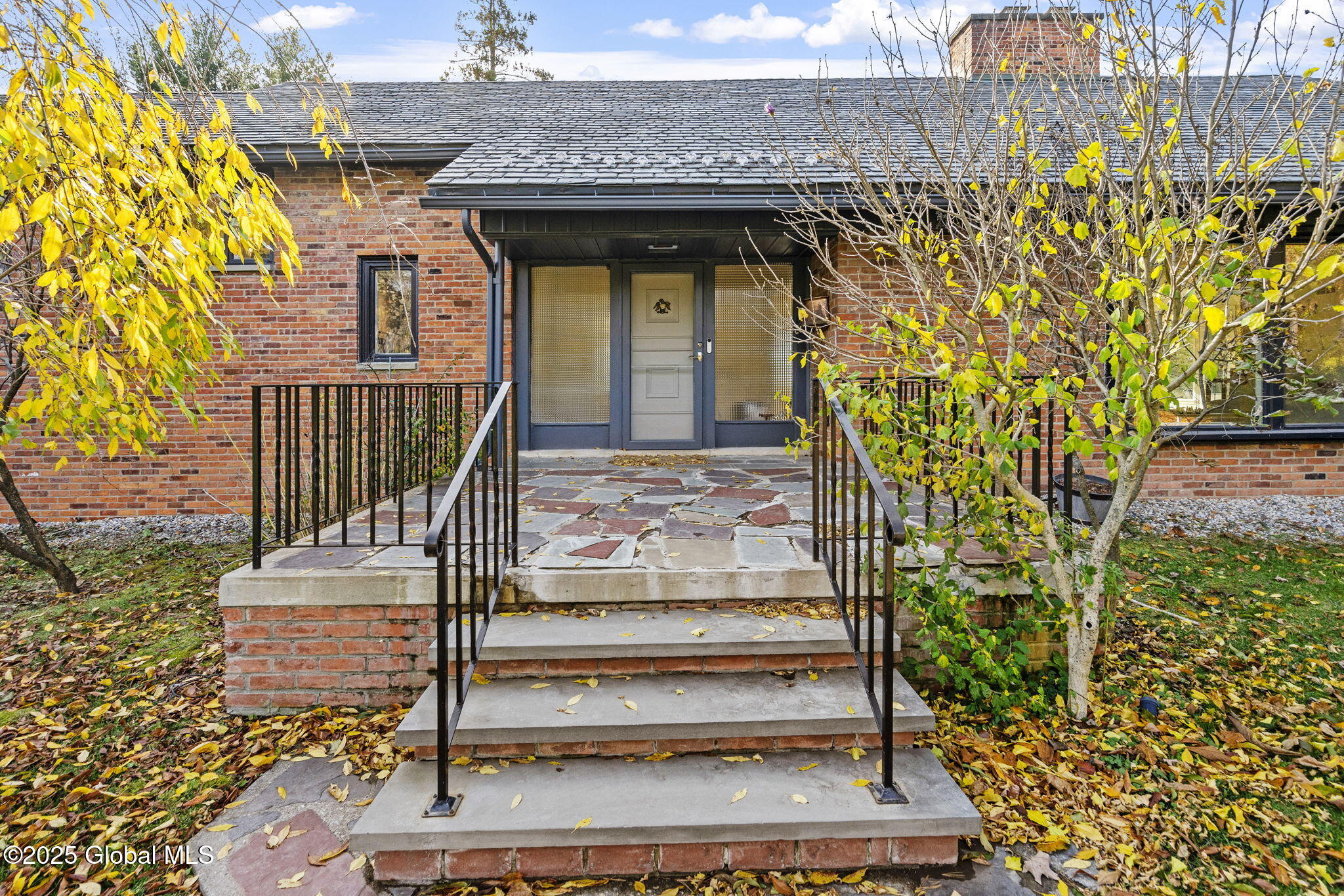 768 Riverview Road Clifton Park, NY 12148 - Photo 7 of 80 7