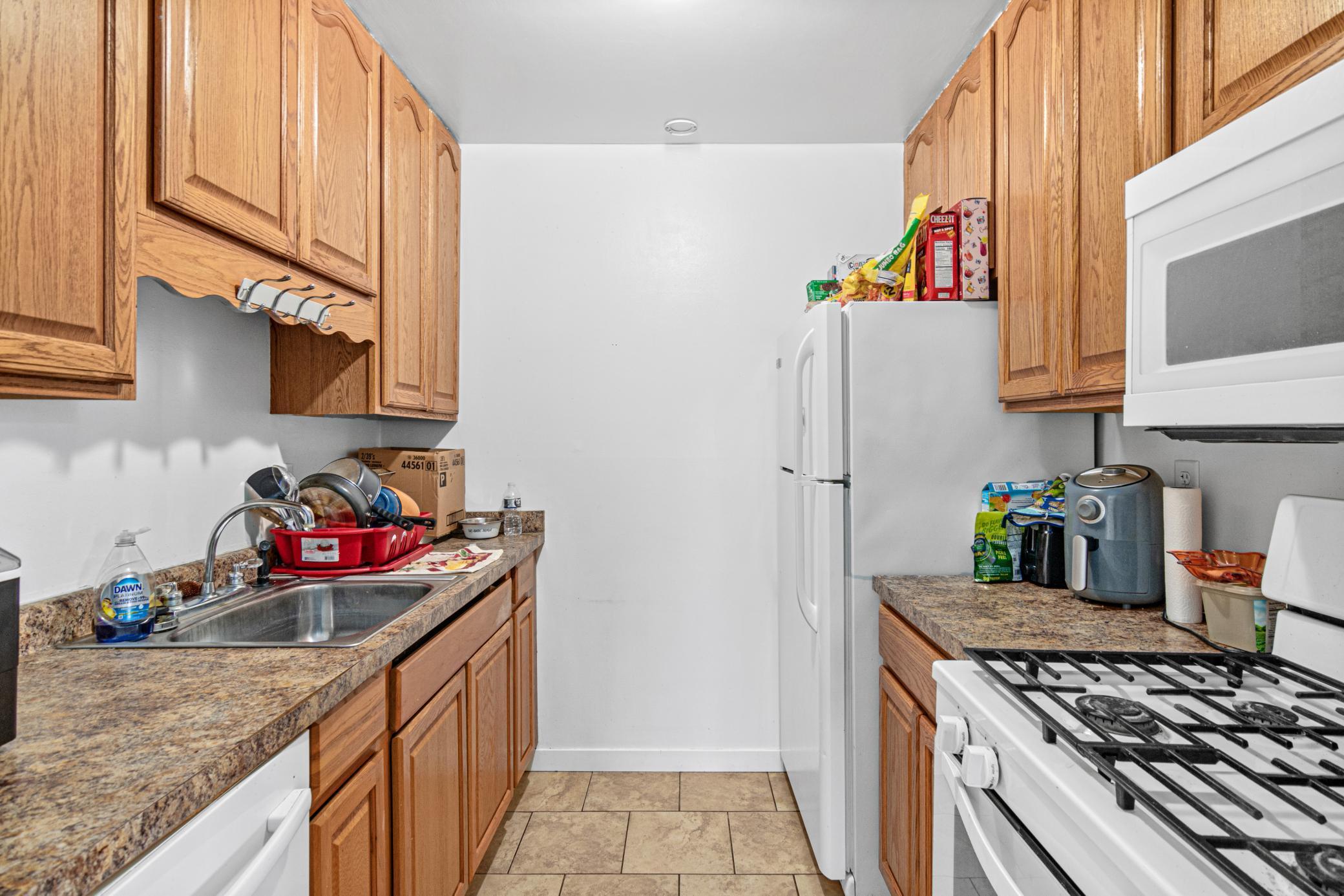 7104 72nd Lane North Minneapolis, MN 55428 - Photo 7 of 12