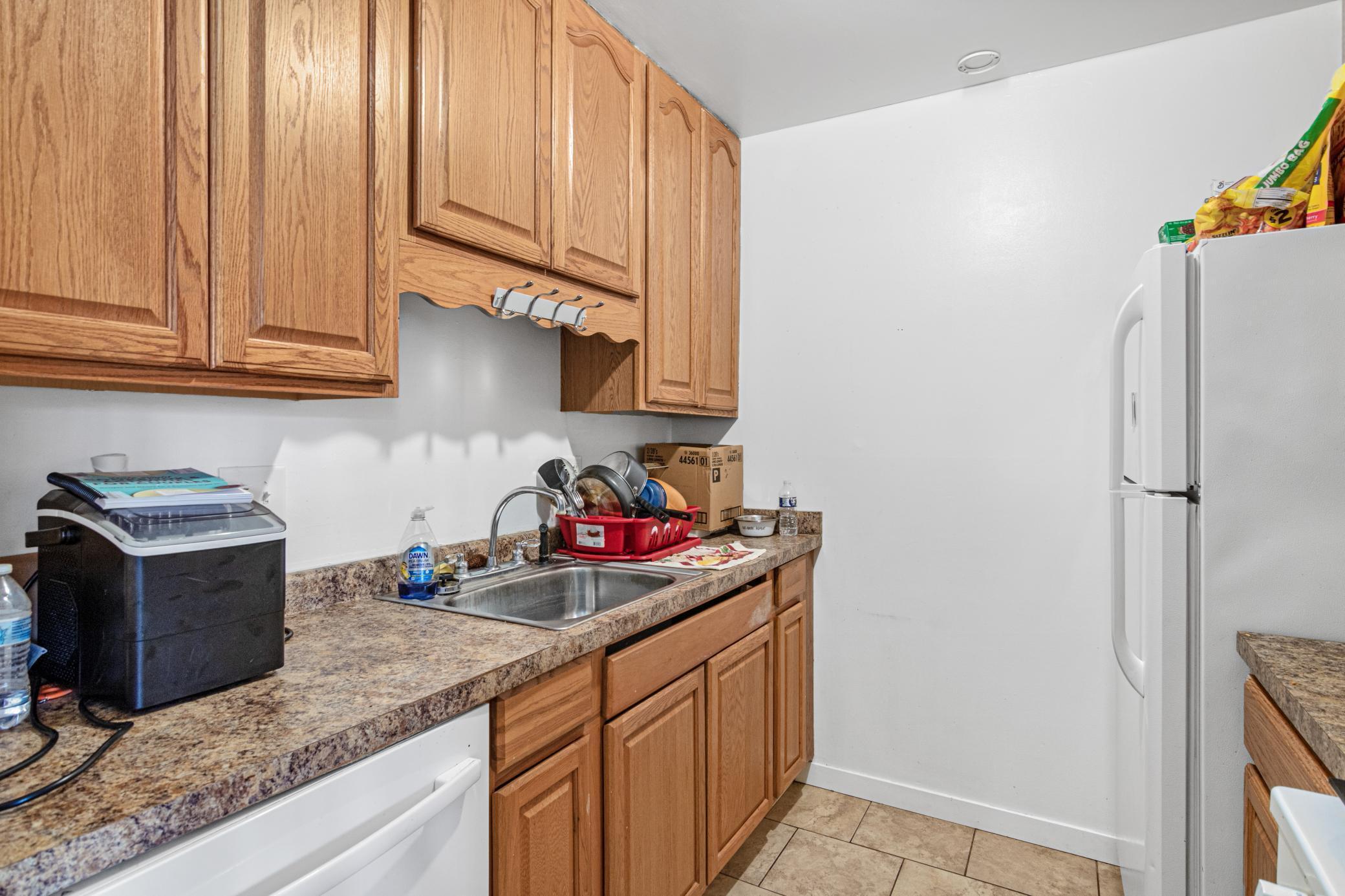 7104 72nd Lane North Minneapolis, MN 55428 - Photo 9 of 12
