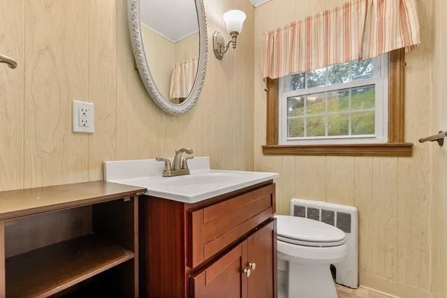 $675,000 | 9 Pond Terrace, Woburn, MA 01801