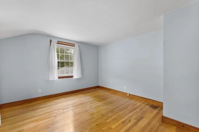 $675,000 | 9 Pond Terrace, Woburn, MA 01801