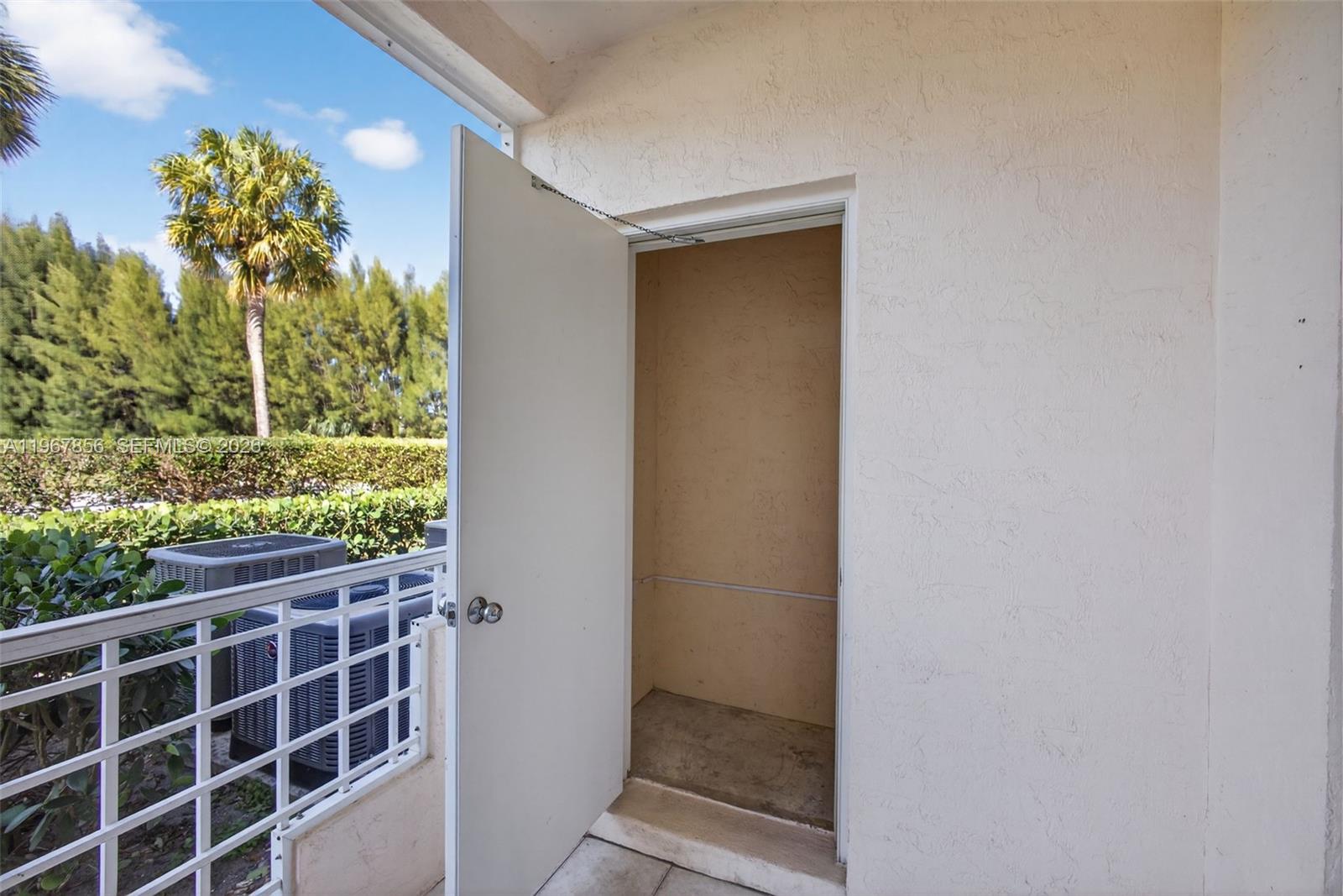 101 Muirfield Court, Unit 101D Jupiter, FL 33458 - Photo 37 of 62