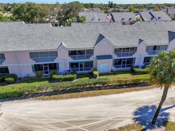 $319,000 | 101 Muirfield Court, Unit 101D, Jupiter, FL 33458