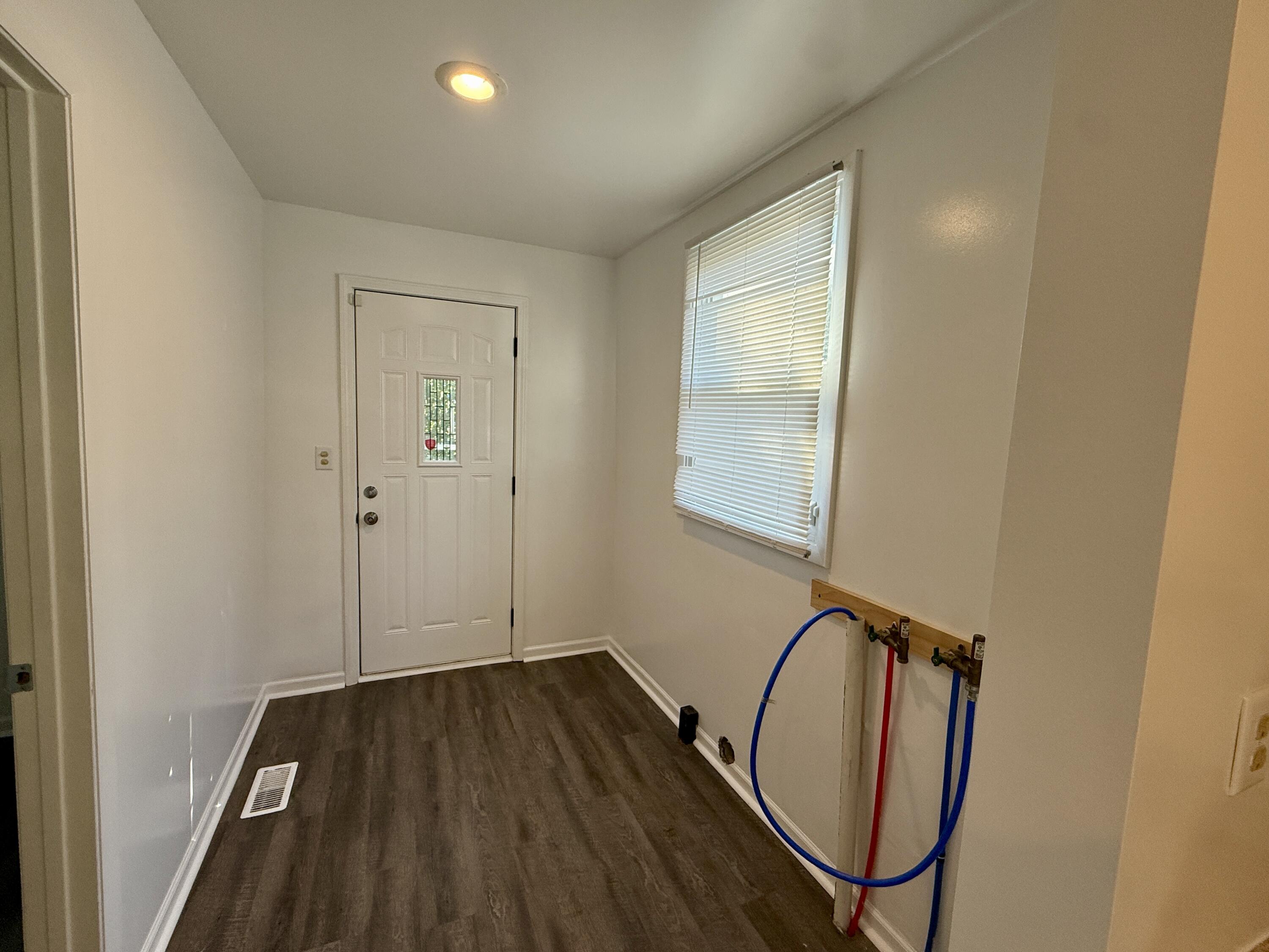 613 Gilbert Street Jackson, MI 49202 - Photo 19 of 29 IMG_4871