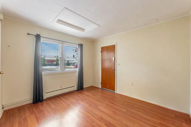 $365,900 | 303 North Elmwood Avenue, Wood Dale, IL 60191