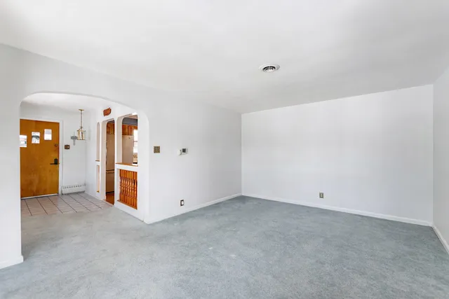 $365,900 | 303 North Elmwood Avenue, Wood Dale, IL 60191