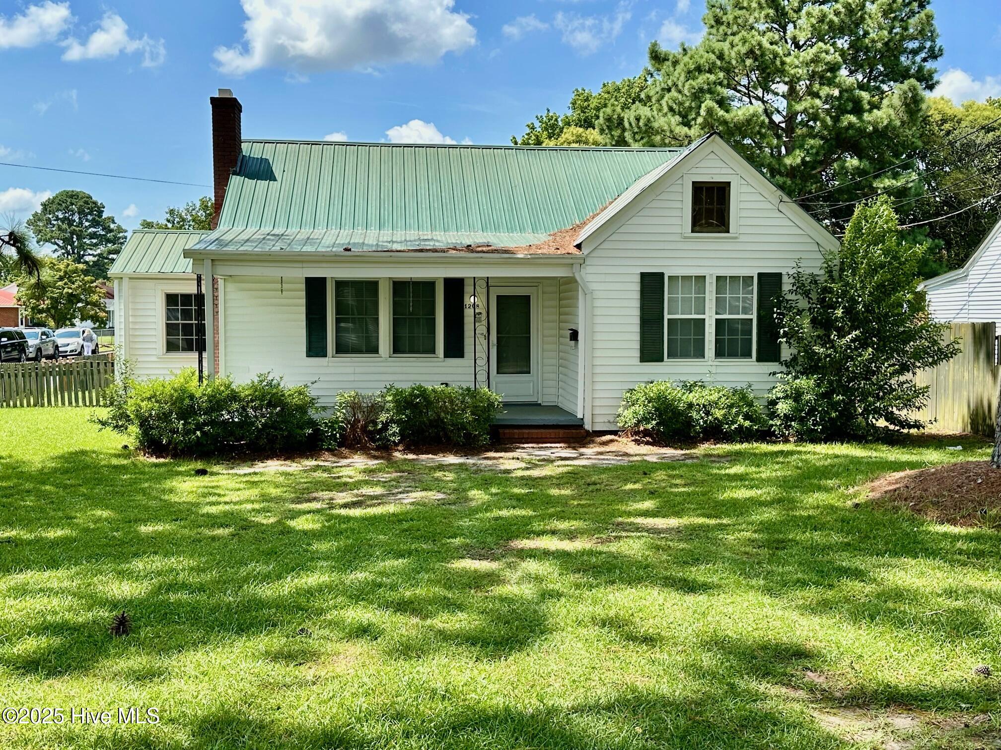 1208 West Main Street Williamston, NC 27892 - Photo 2 of 43 IMG_3598