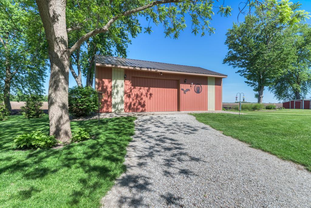1570 South Sandbar Road Kankakee, IL 60901 - Photo 33 of 45