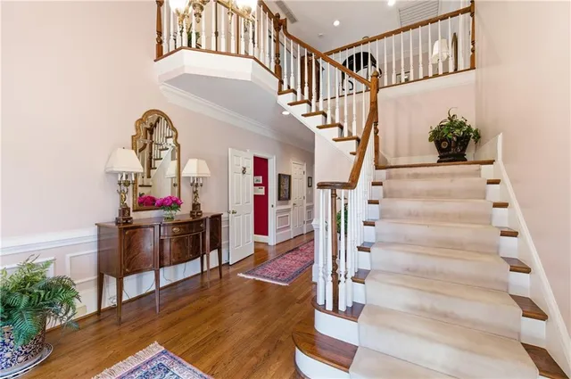 a view of entryway and hall