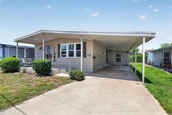 $220,000 | 488 Marina Lane, Tavares, FL 32778