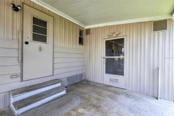 $220,000 | 488 Marina Lane, Tavares, FL 32778
