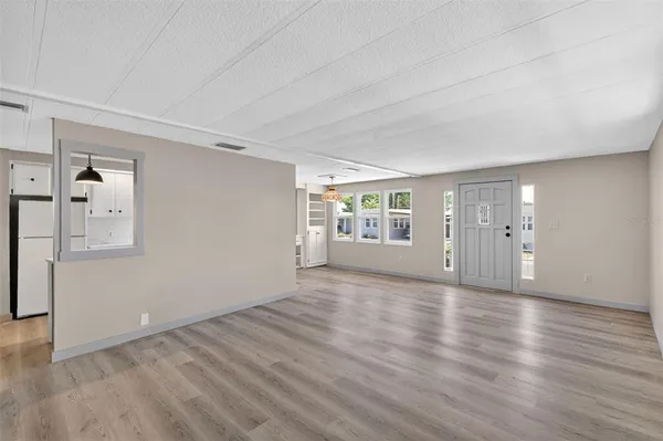 $220,000 | 488 Marina Lane, Tavares, FL 32778