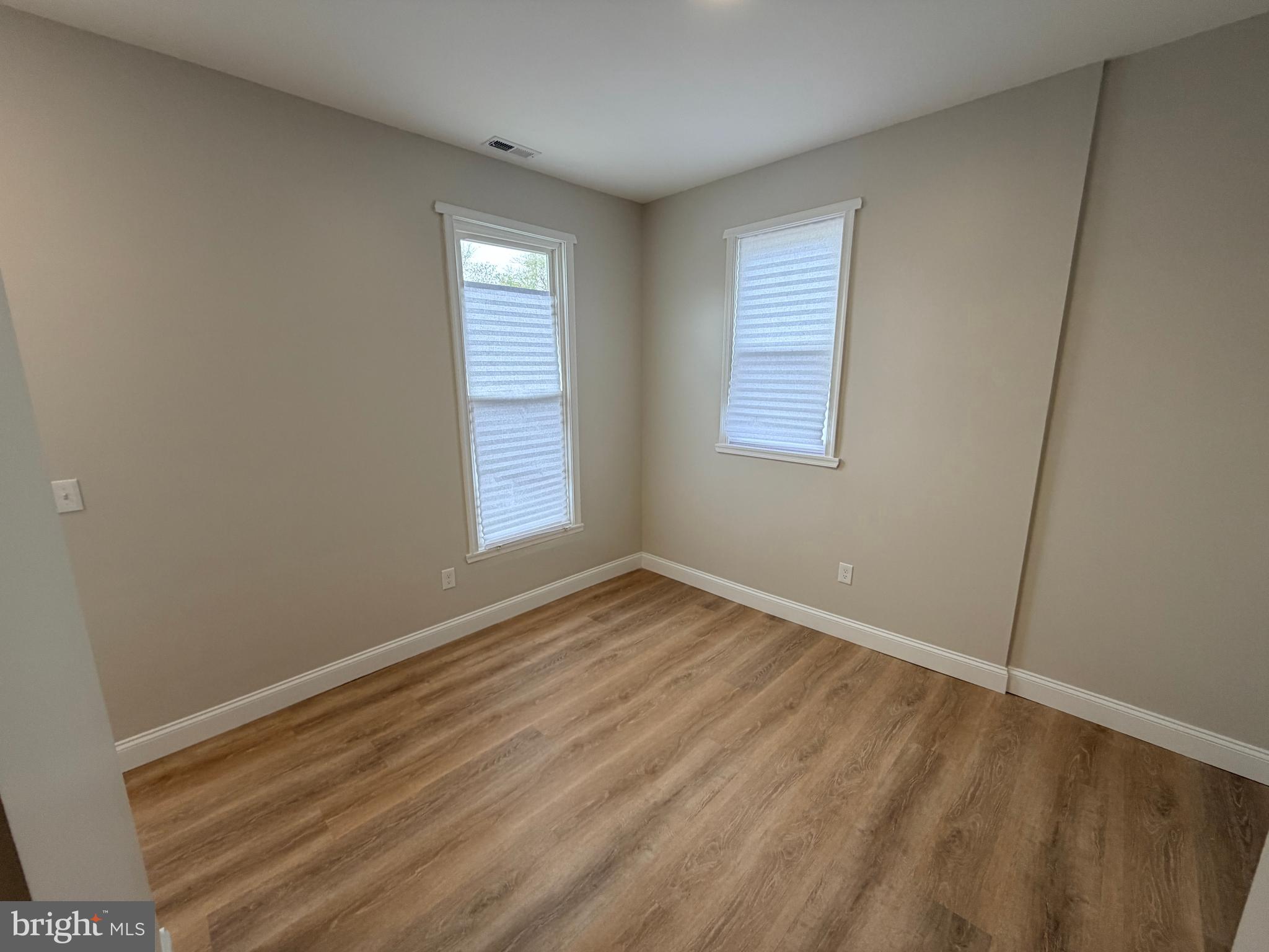 3 East Overlea Avenue, Unit 2 Baltimore, MD 21206 - Photo 11 of 24 Bedroom 1