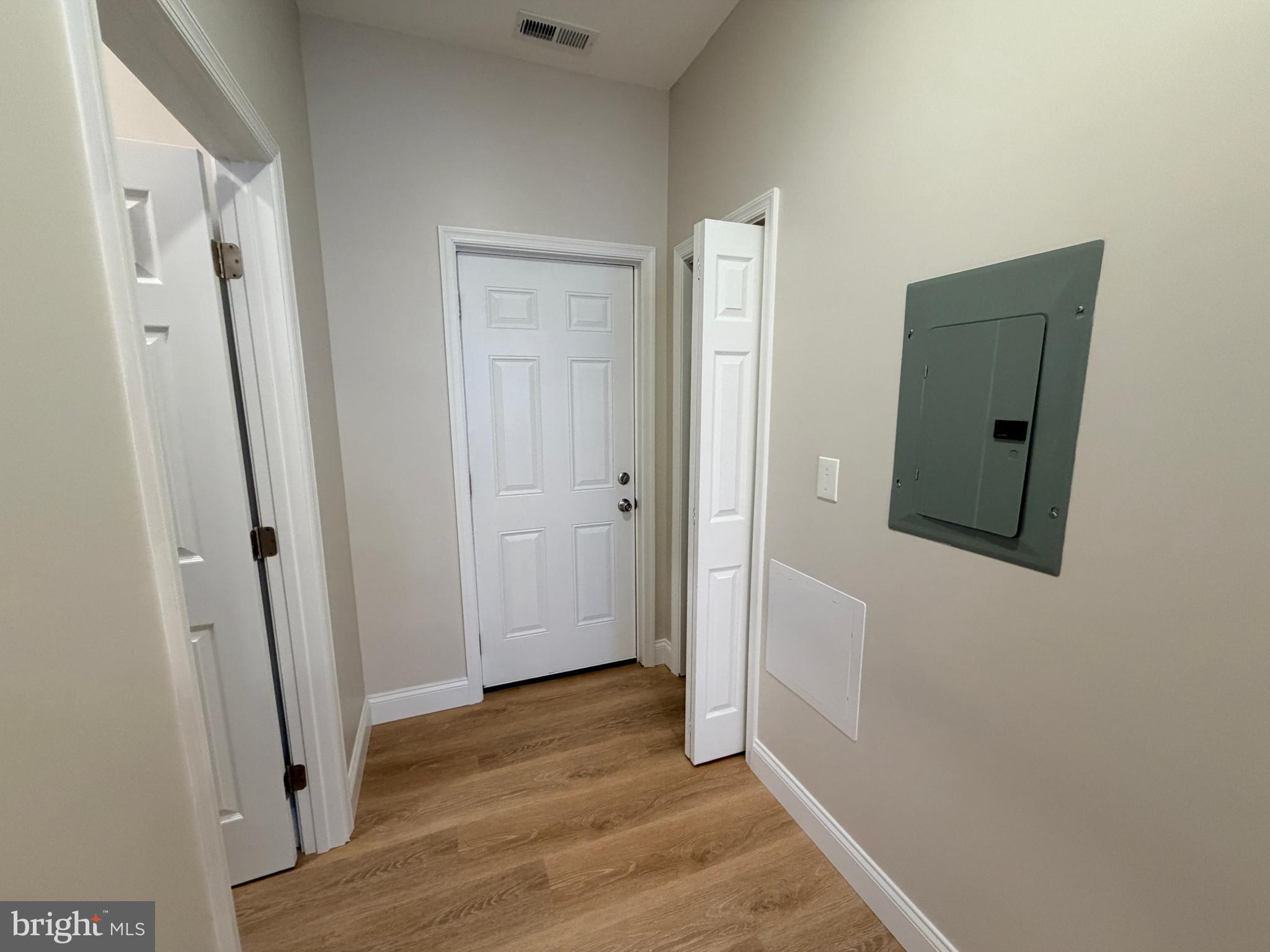 3 East Overlea Avenue, Unit 2 Baltimore, MD 21206 - Photo 22 of 24 Side Entrance/Exit