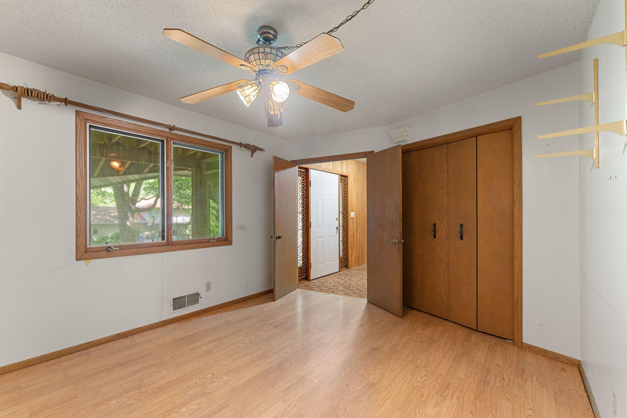1172 Point Douglas Road South St. Paul, MN 55119 - Photo 13 of 30 Gallery Image 13