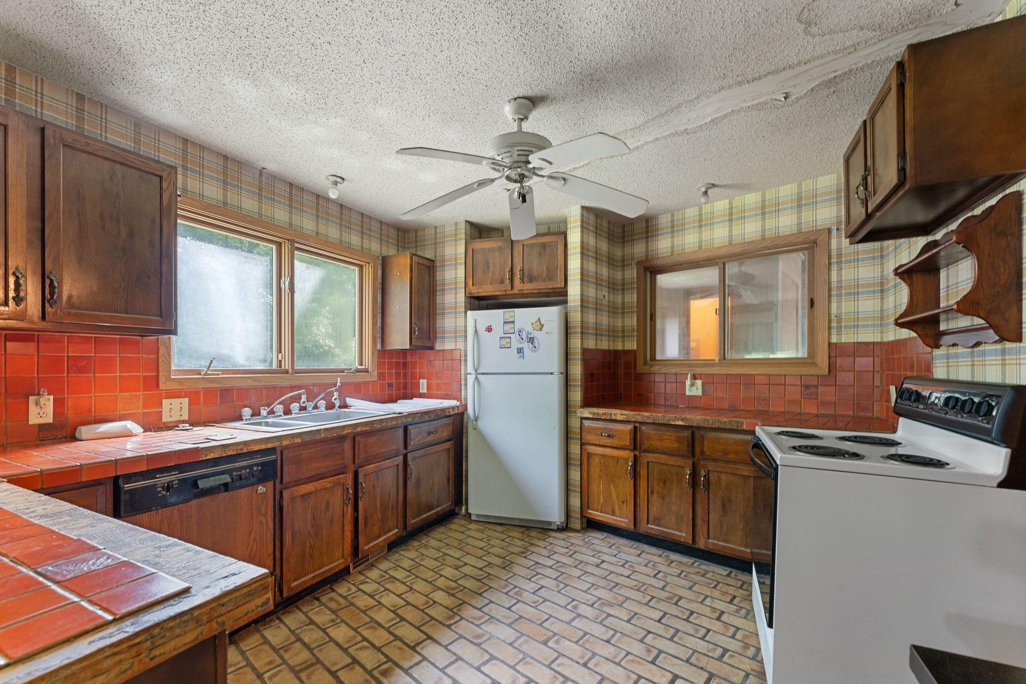 1172 Point Douglas Road South St. Paul, MN 55119 - Photo 15 of 30 Gallery Image 15
