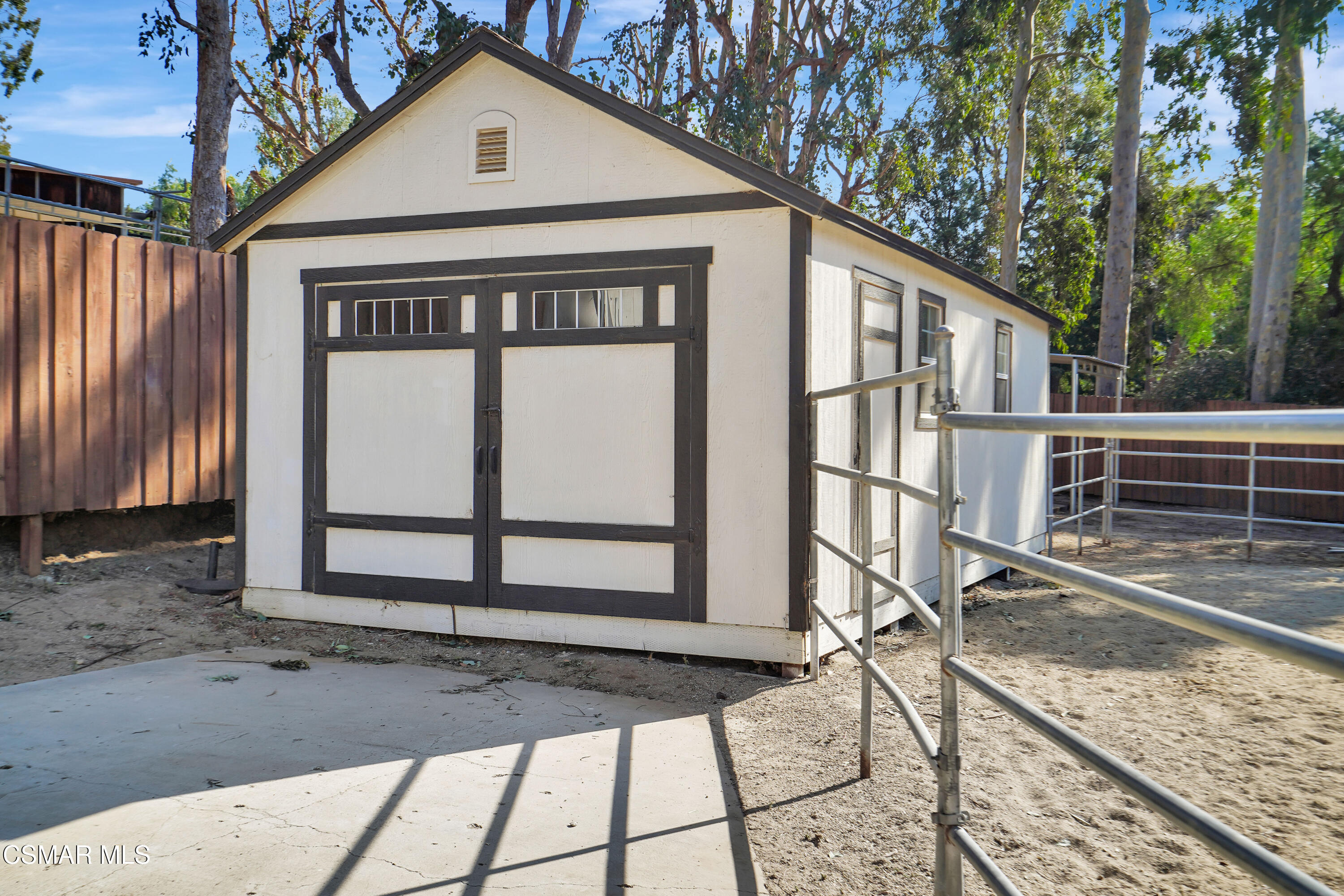 160 Wrangler Road Simi Valley, CA 93065 - Photo 56 of 65 a front view of a house with a yard