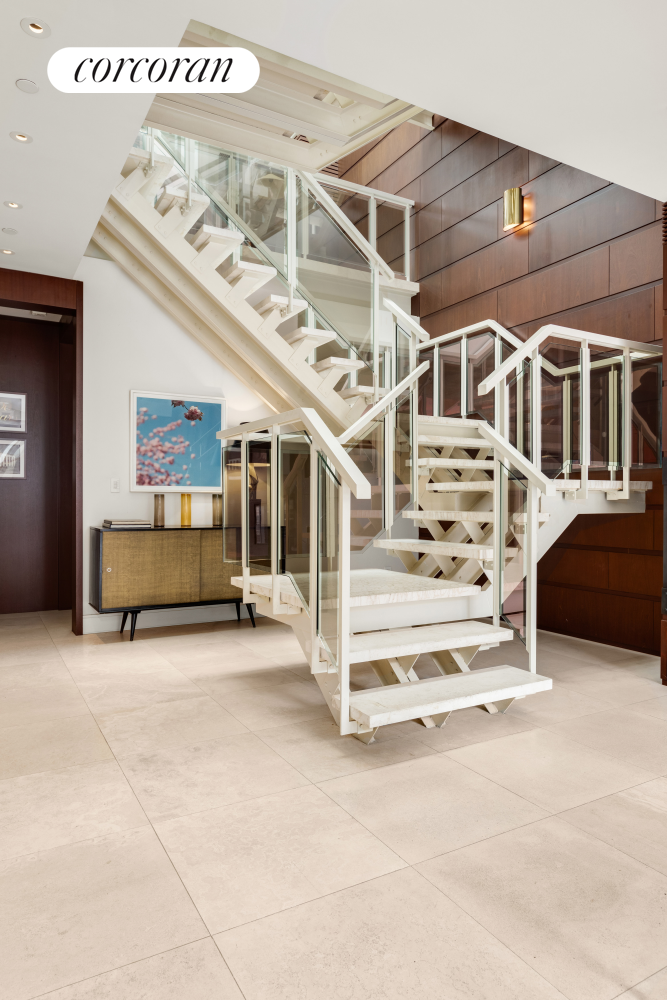 22 Gramercy Park South, Unit PH Manhattan, NY 10003 - Photo 10 of 25 a view of a building with a porch