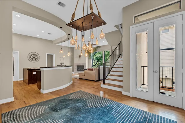 $499,000 | 2413 Ralph Street, Unit 2, Houston, TX 77006